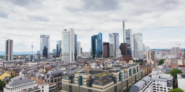 Aktien Frankfurt Eröffnung: Dax freundlich - US-Börsen und Apple stützen