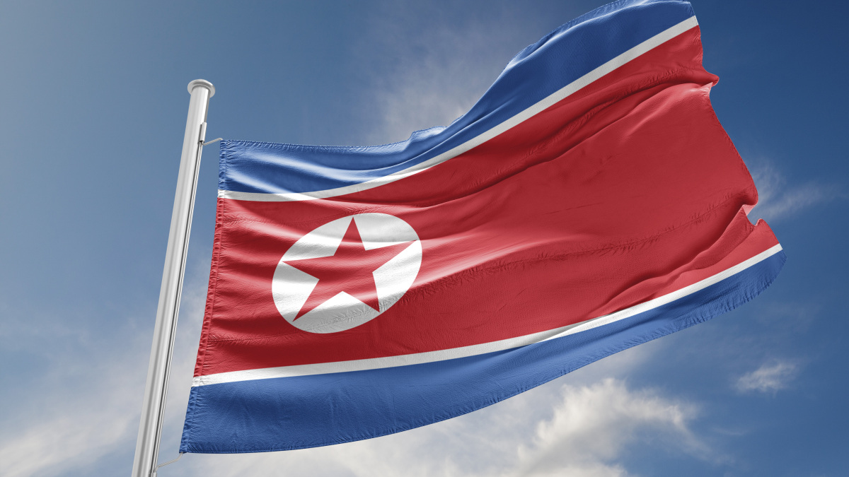 Die nordkoreanische Flagge.